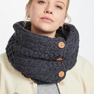 ARAN Woollen Mills Snood Scarf with Buttons Derby Charcoal